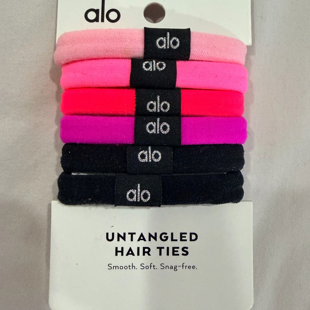 ALO Hair Ties - Pink and Black Set